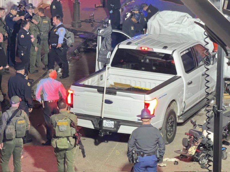 Photo: White Pickup Truck With Texas Plate Number Of Lz 1575 Rammed Into Crowd Of People On Bourbon Street, French Quarter, In New Orleans 1 20250101 1514463101563035860581833 2