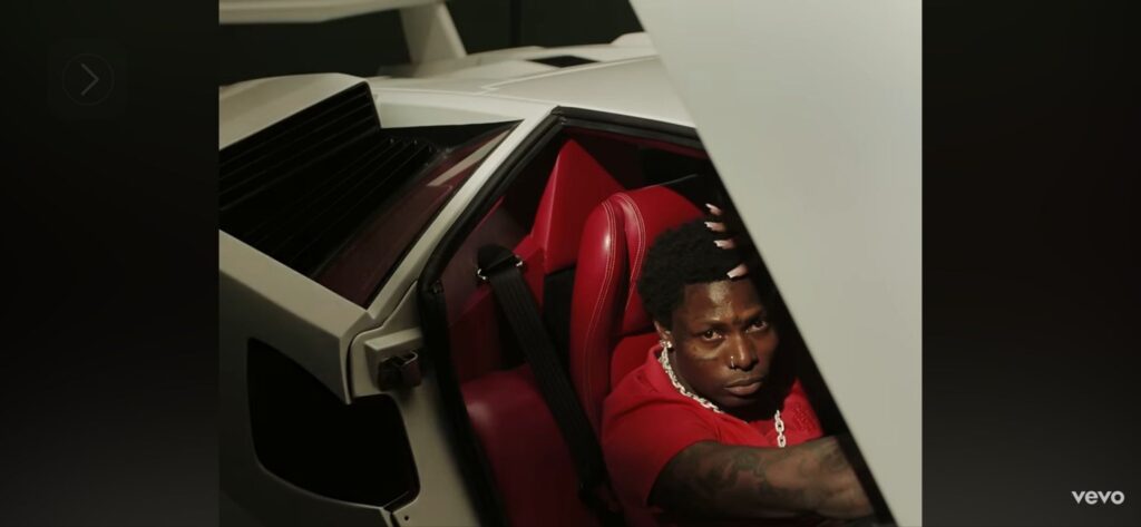 Photo: Manager Said Asake Is Homophobic As Ludmilla Almost Cried After He Gave Her A Long Handshake As He Steps Back From Hugging 1 20250212 2233576597687111192526495 1024x473 2