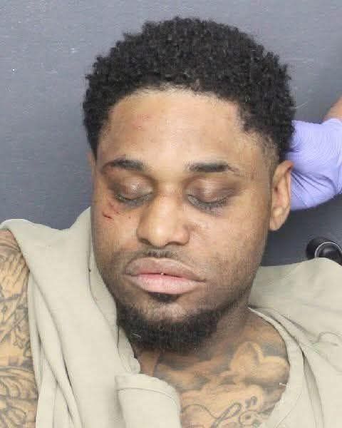 Photo: Americans Believe Ernest Walker James Appeared Unconscious In His Mugshot With Injuries On His Face 1 fb img 17386952566678441465264627379409