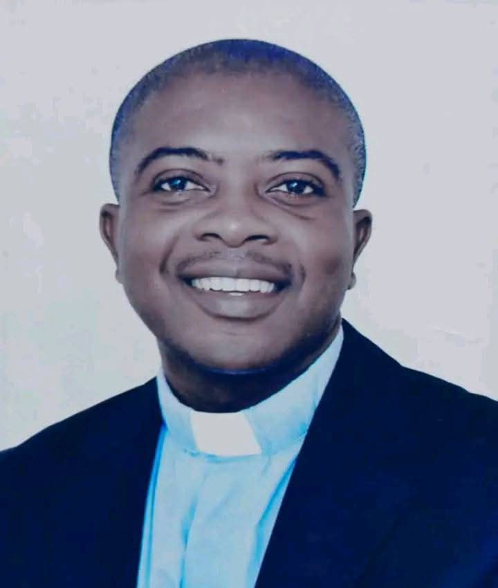 Video: Rev Fr Jude Muokwe Goes Viral For Beating Up A Widow, Mrs Ikeorah Maureen In Ifitedunu 1 fb img 17397109685852508708094032279968 2