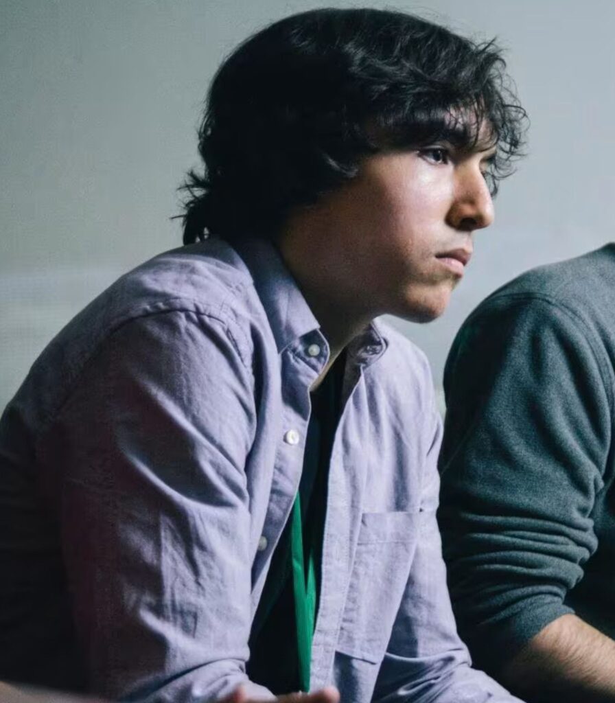 Photo: Melee Journalist Said Aziz Hax$ Al-Yami Has Passed Away After Being Put On Respirator Because His Amputated Leg From Jumping In Front Of A Train Got Infected 1 20250326 0224385725314890803388943 896x1024 2