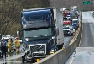 Photo: Jason Curry Is The Driver Who Got Involved In Road Accident On Route 422 Near The East Jefferson Street 1 incollage 20250416 1420077403693206328441419725 300x204 2