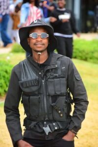 17467857787634970475203225187502 200x300 2