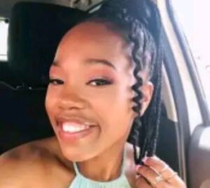Video: Snenhlanhla Mathosi Identified As The Full Name Of The Pick N Pay Lady Stabbed To Death By Her Ex-Boyfriend In Protea Glen Mall 1 incollage 20250505 1233568098558240101112355563 300x269 2