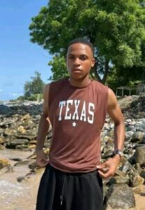 Video: Bloggers Spreading Fake Viral Video Of Tiktoker, Bill Billistired, Of Babcock Giving Elvis Blowjob In Casted Gay Clip 1 17492120343673964810067917354370 208x300 2