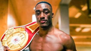 Video: Bakary Samake Tire La Langue Pendant Qu'Une Meuf Lui Suck La Bite Devant Ses Les Potes Au Milieu De La Rue Dans Une Divulguée En Vogue 1 20250714 0509197216393081227124039 300x169 2