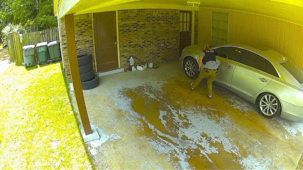 Video: Mrmakeit Happen'S Security Cameras Captured Moment Female Police Cop Planted Tracker Under His Car 1 fb img 17534074193647220330058462191556 1024x574 2