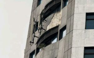 Photo: 2 Students Passed Away After Being Killed By Fallen Plaster Concrete At Roces Avenue Corner In Tomas Morato 1 incollage 20250812 2218477908175424209820949688 300x185 2