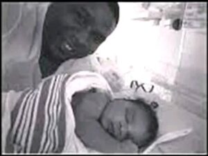 Missing Photo: Detroit Father, Darrius Causley, With Newborn Vanish During Detroit Car Seat Giveaway 1 17573526022514599665089751803670 300x225 2