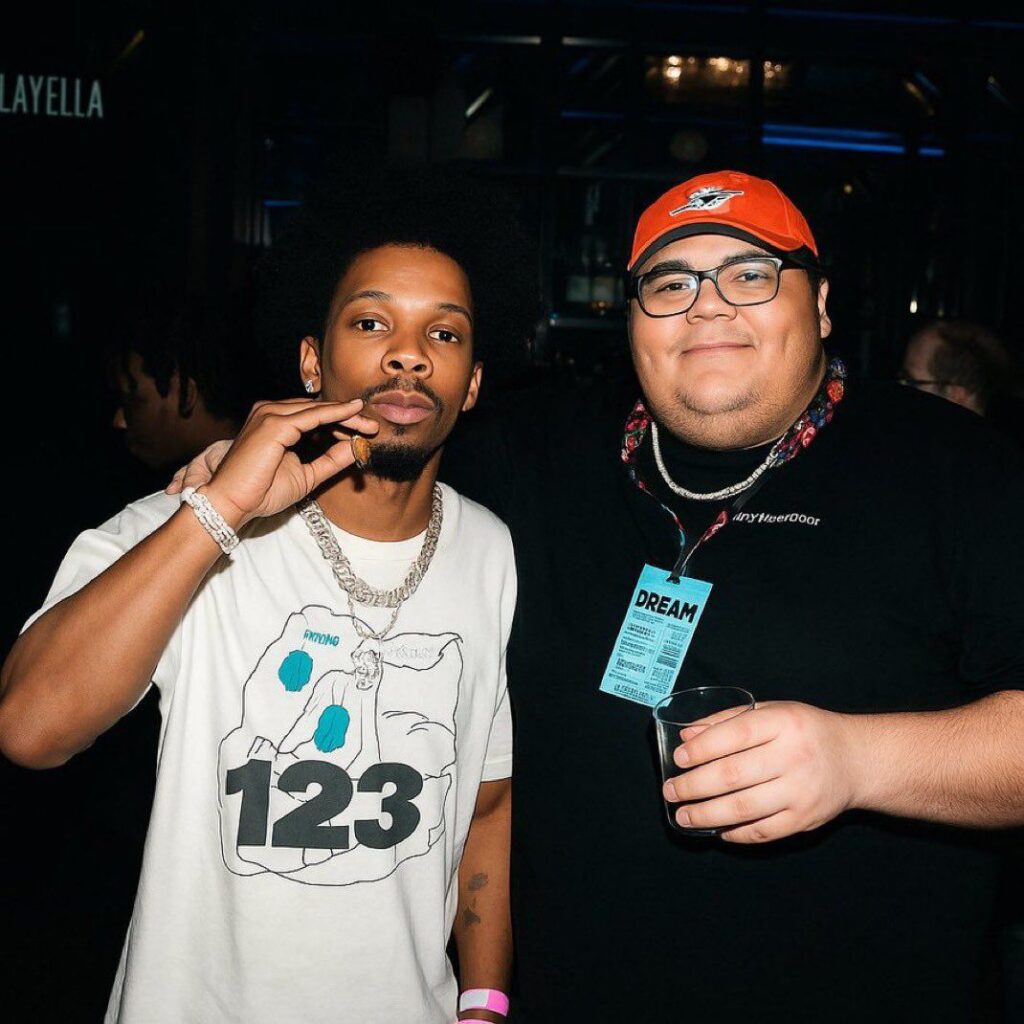 Markynextdoor: Mark Morales The Bodyguard Of D4Vd Hasn'T Been Arrested After Discord Chat Said He Would Kill Celeste Rivas Hernandez For Him 1 20250919 2044195106968996588312097 1024x1024 2