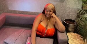 Video: Réactions To Man Licking Ama Official Pussy With Ice Block 1 incollage 20251009 1600445185052085865625851690 300x152 2