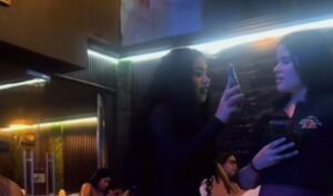 Video: Vane La Más Viral Fue Vista Peleando Con Una Mesera, Scarleth Ontivero, Quien Usó Nequi Para Enviarle Mensajes De Texto A Su Novio En Ke Pizza En Valledupar 3 incollage 20251022 210621048288655854812702713