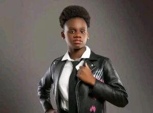 1764488284437193158383424194742 300x222 2